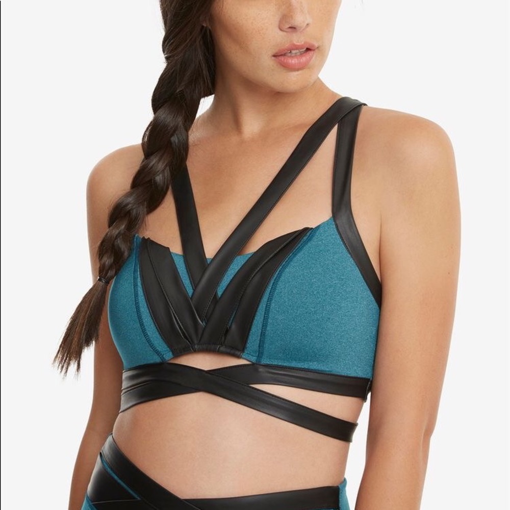 NWT Marvel Her Universe Loki Sports Bra LG